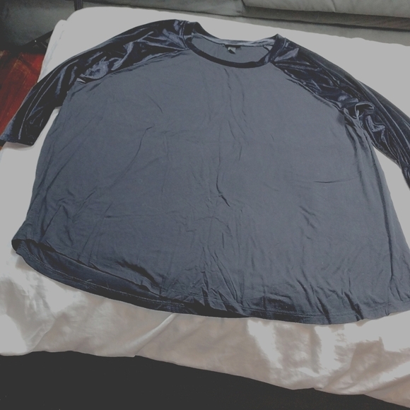 Torrid women's top size 4X - Picture 1 of 10